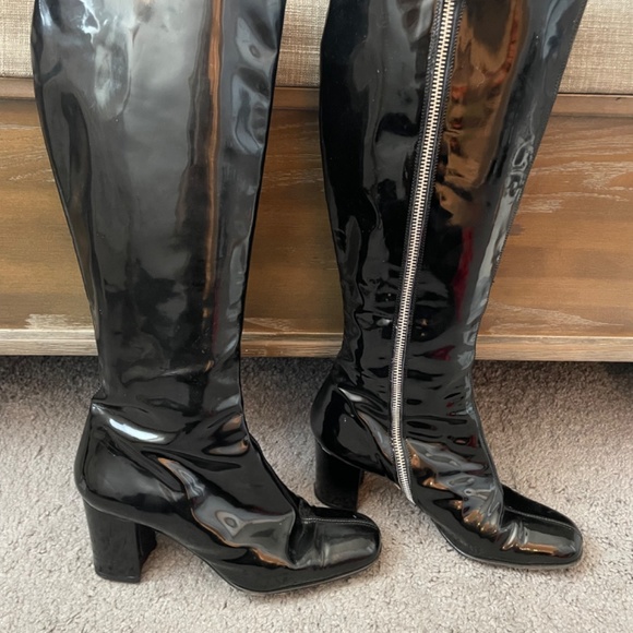 VINTAGE J&ANS DOLCE &GABBANA BlackPatent Leather Boots from 90’s - Picture 3 of 14